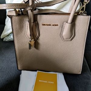 Michael Kors Mercer Mini Crossbody